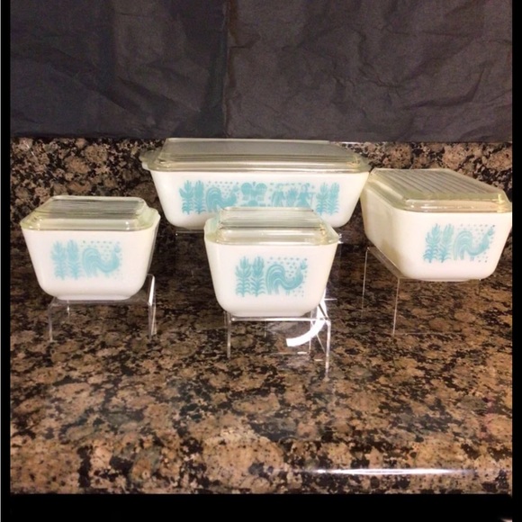 Pyrex Butterprint Vintage Full Set, 1957, 4 Dish & 4 Lids - Picture 2 of 12
